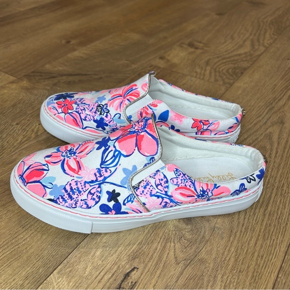 Lilly Pulitzer white, pink print slip / slide - Size 6 - Picture 6 of 10